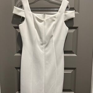 Calvin Klein Size 10 Cutout Sleeveless White Sheath Dress LIKE NEW.